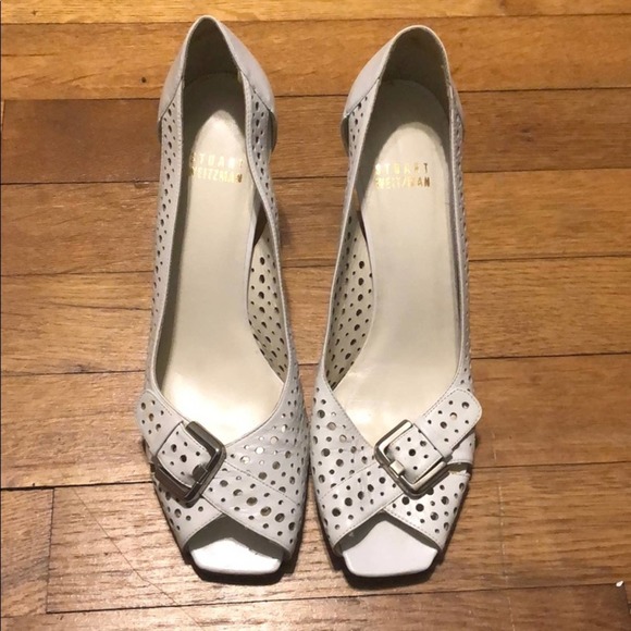 Like new! Stuart Weitzman white peep toe heels - Picture 2 of 6